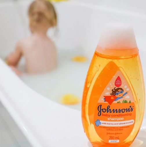Johnsons and Johnsons Baby Shampoo & Conditioner 200ml